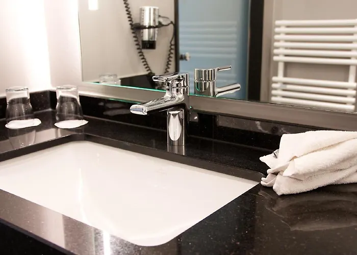 유로파 스타일 4*